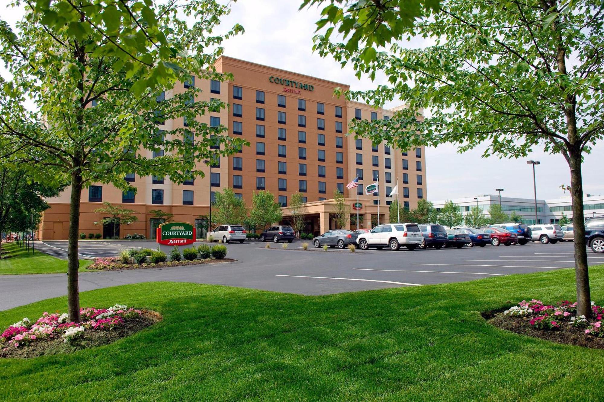 Отель Courtyard By Marriott Boston Billerica Bedford Экстерьер фото